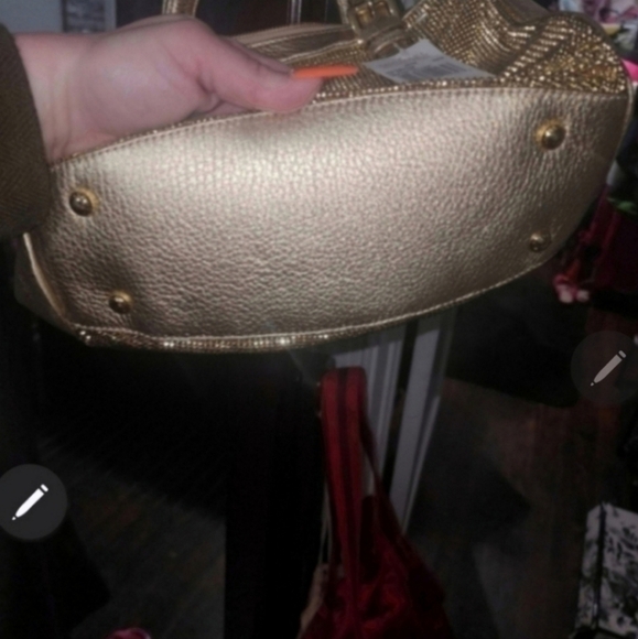 🍁🍂💣💫👀800$NWT !! SUPER RARE HTF!! MICHAEL KORS GOLD LEATHER MESH SATCHEl - Picture 8 of 11